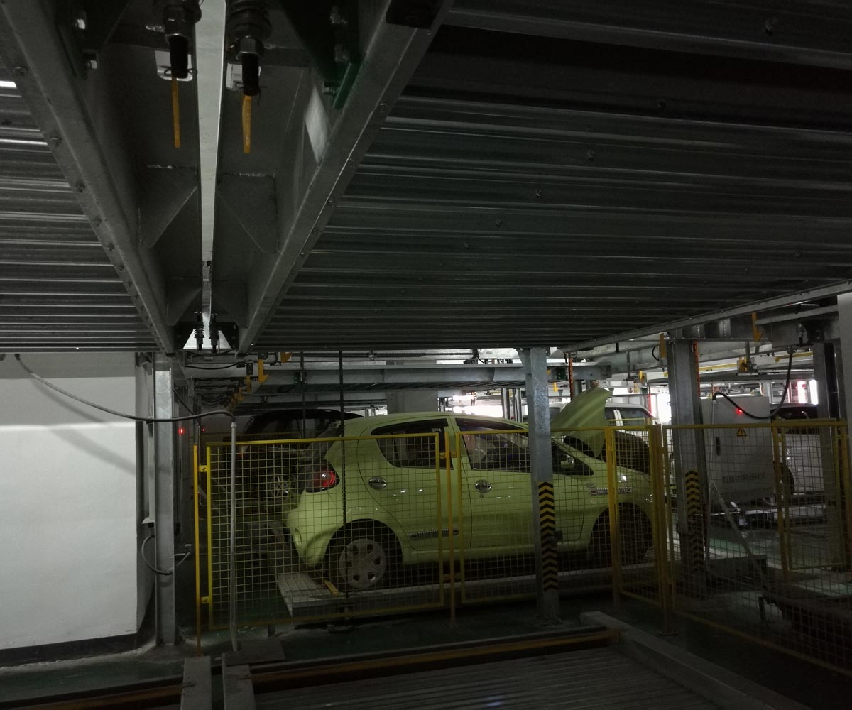 马尔康三层升降横移式机械式立体停车设备
