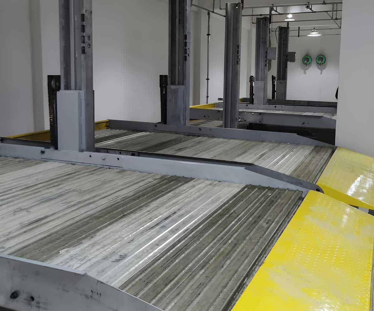 两柱式机械立体停车设备停放车辆的标准主要包括