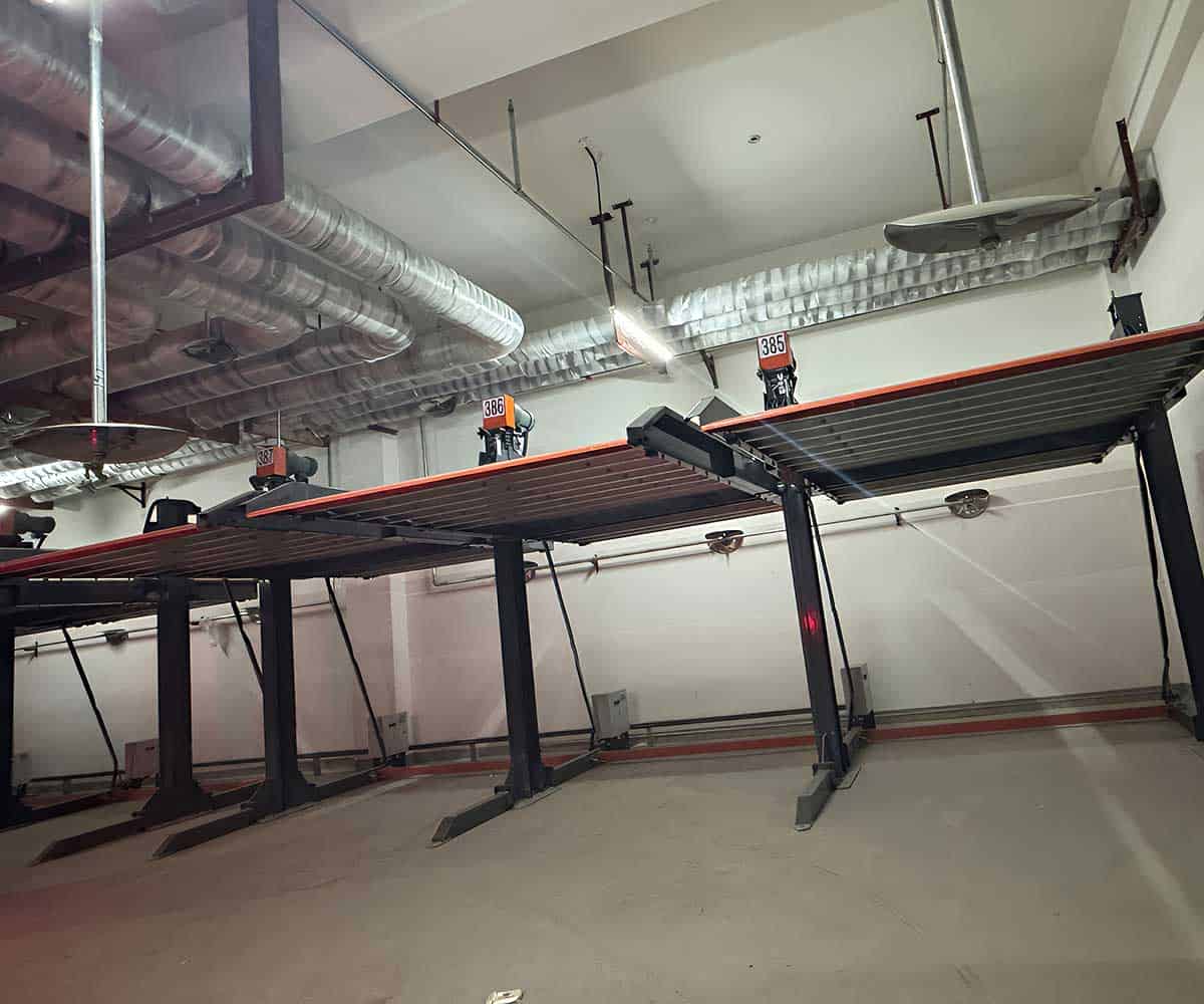 4柱机械停车库的自动化操作