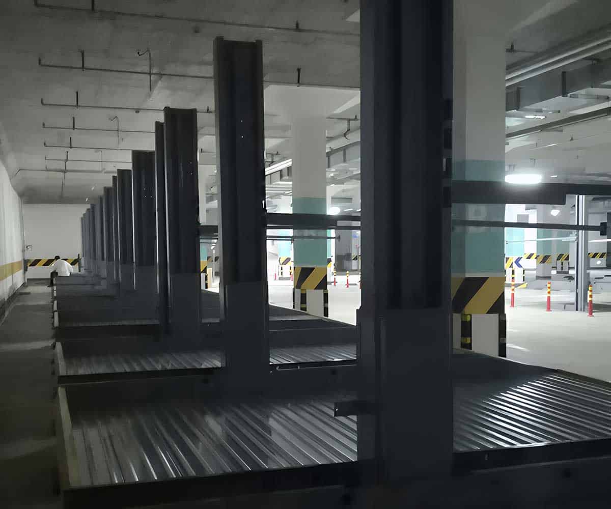 3层机械立体停车设备是如何进行存取车的