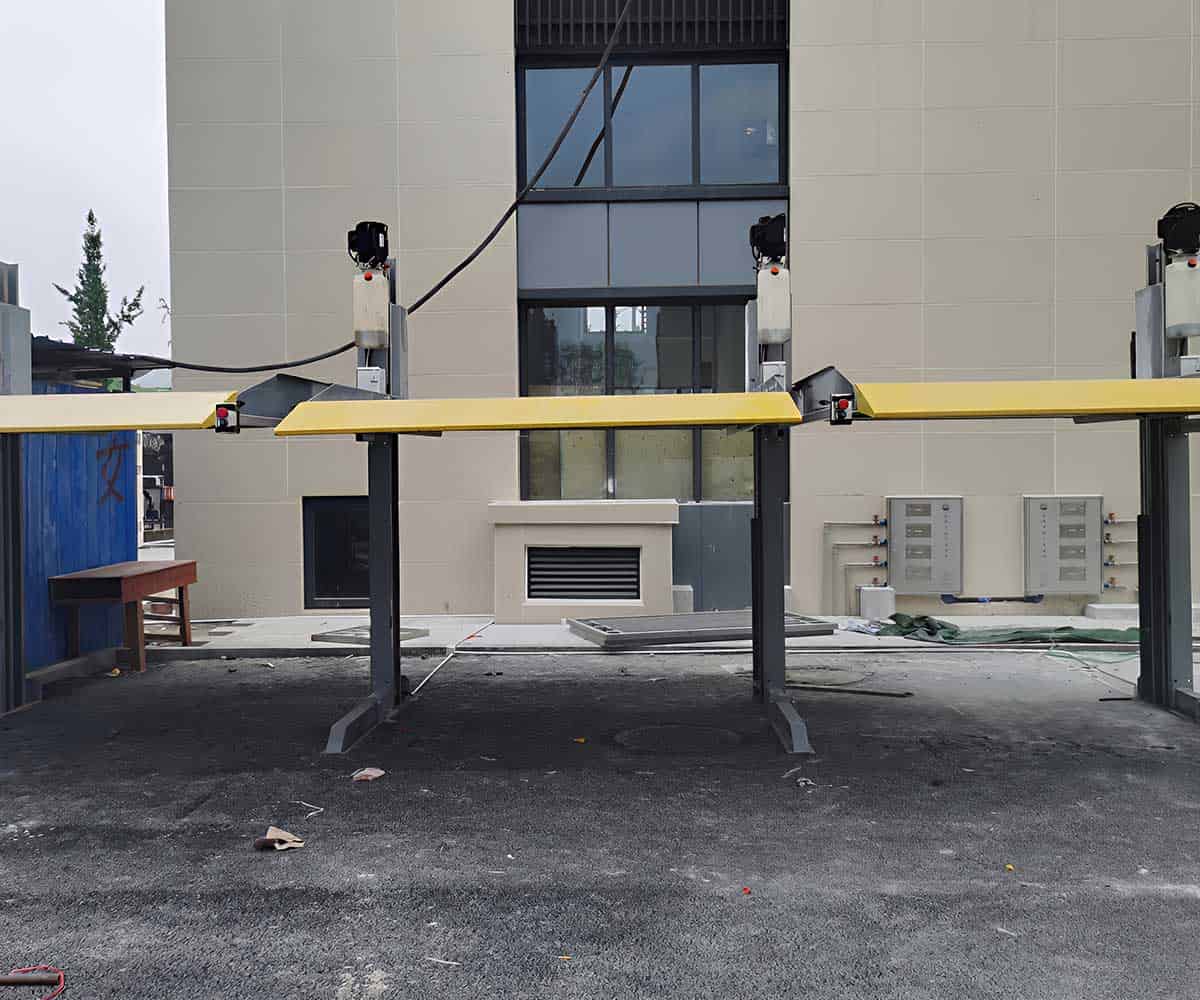 3层立体停车设备提升土地利用效率‌