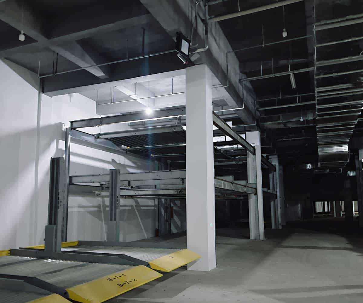 景洪四柱立体车位租赁充电难题